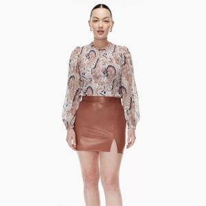 Aritzia Wilfred Faux Leather Patio Mini Skirt